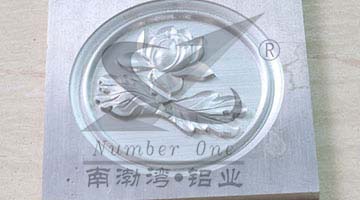 <em style='color:red'>浮雕</em><em style='color:red'>铝板</em>图片