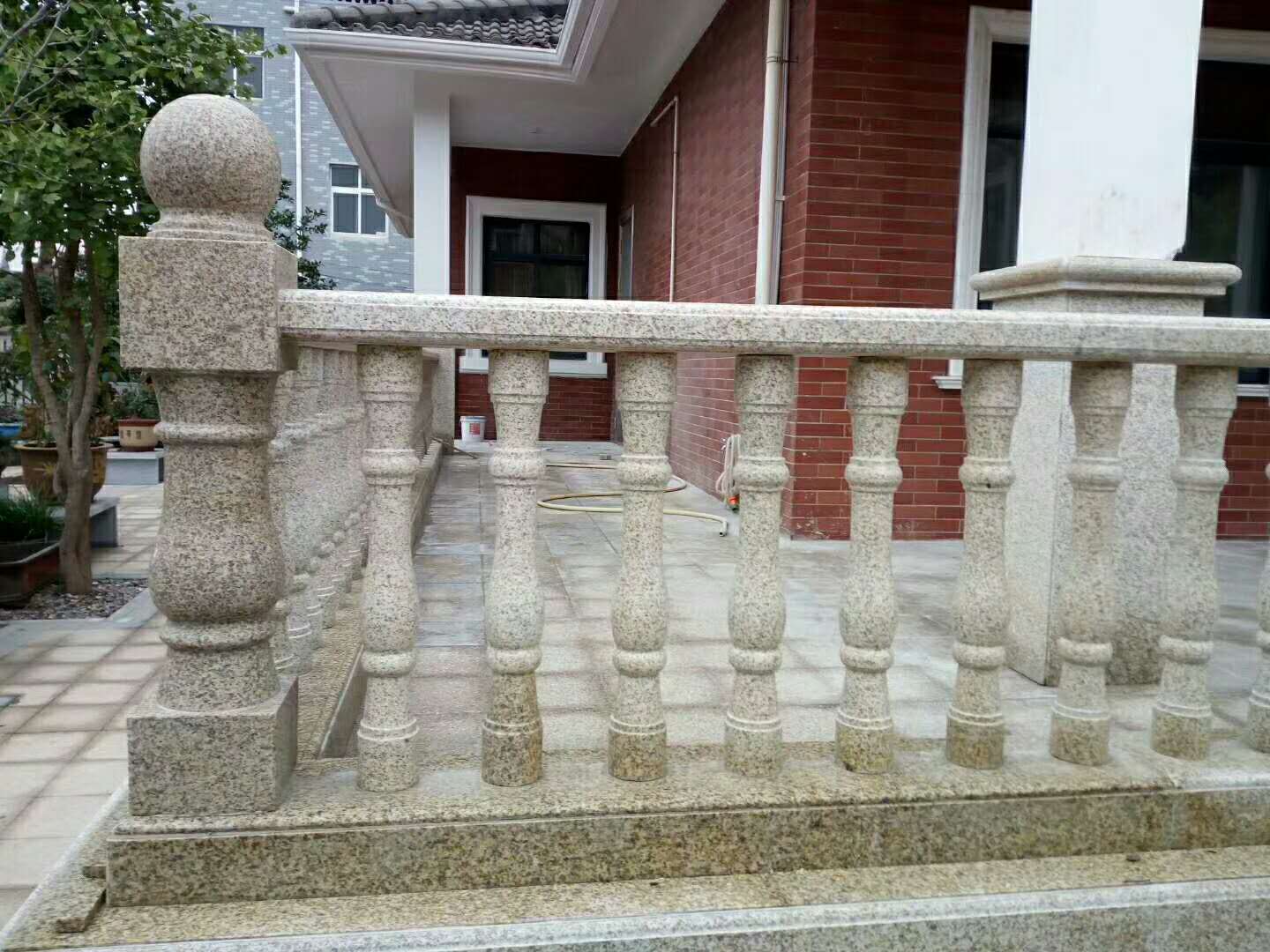 <em style='color:red'>栏杆</em>图片