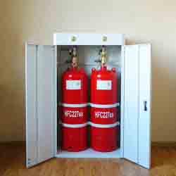 柜式<em style='color:red'>七氟丙烷气体灭火装置</em>（双瓶组）图片