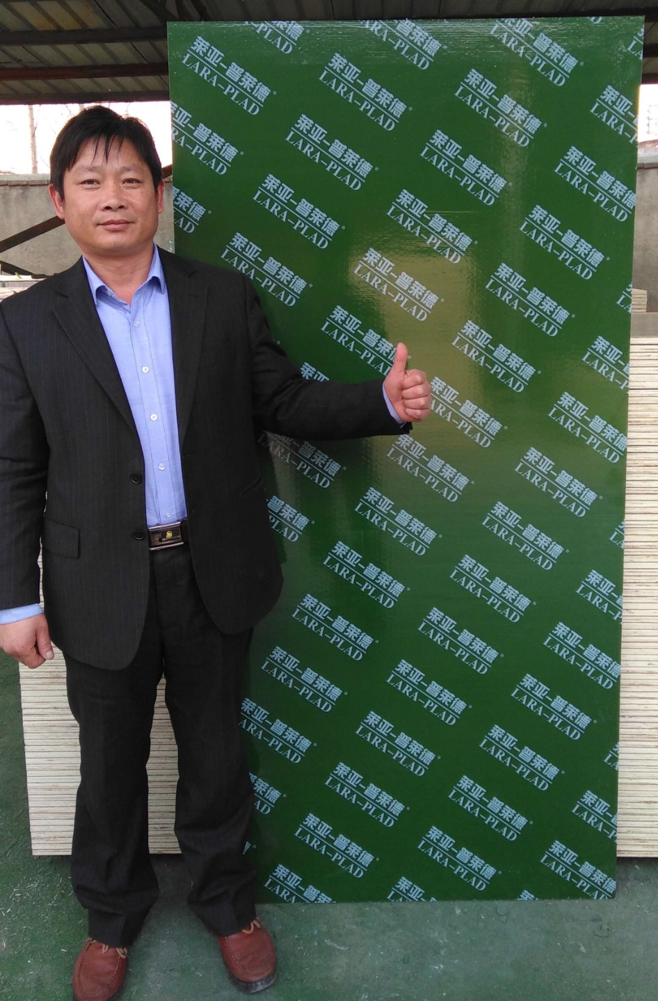 <em style='color:red'>钢化</em>膜建筑模板图片