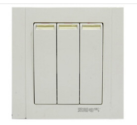 <em style='color:red'>三位大翘板</em><em style='color:red'>单极开关</em>图片