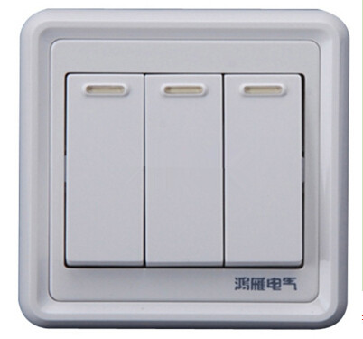 <em style='color:red'>三位</em><em style='color:red'>双路</em><em style='color:red'>大翘板开关</em>图片