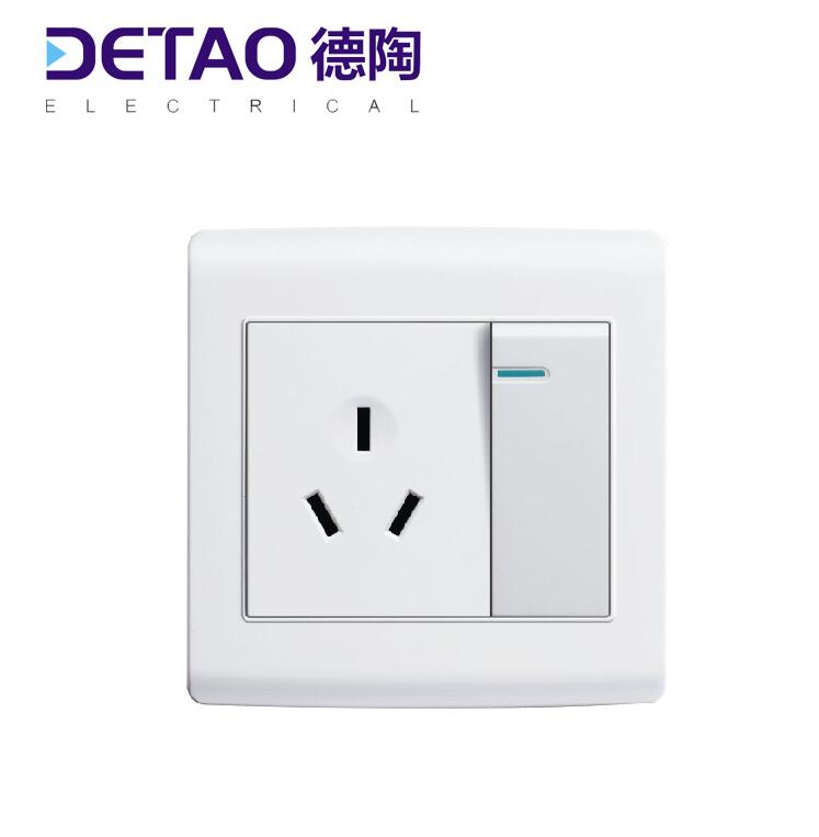 <em style='color:red'>一开三极</em><em style='color:red'>双控</em><em style='color:red'>插座</em>图片