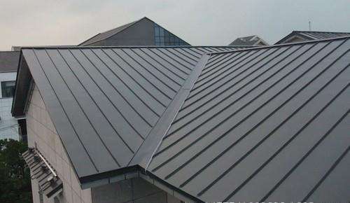 矮<em style='color:red'>立边</em><em style='color:red'>屋面板</em>图片