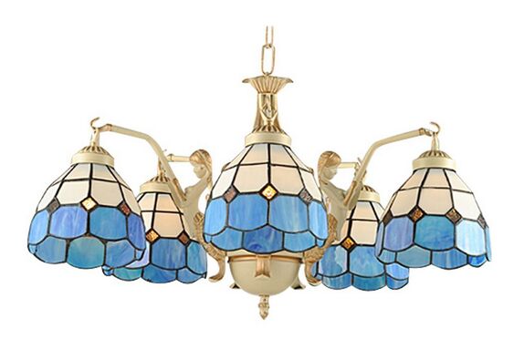 <em style='color:red'>玻璃</em><em style='color:red'>吊灯</em>图片