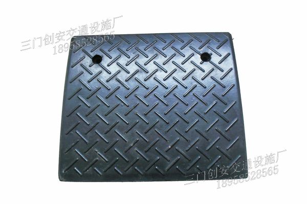 <em style='color:red'>橡膠路沿坡</em>    <em style='color:red'>LYP</em>-<em style='color:red'>001</em>圖片