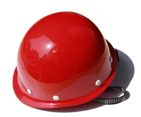 玻璃钢<em style='color:red'>安全帽</em>图片