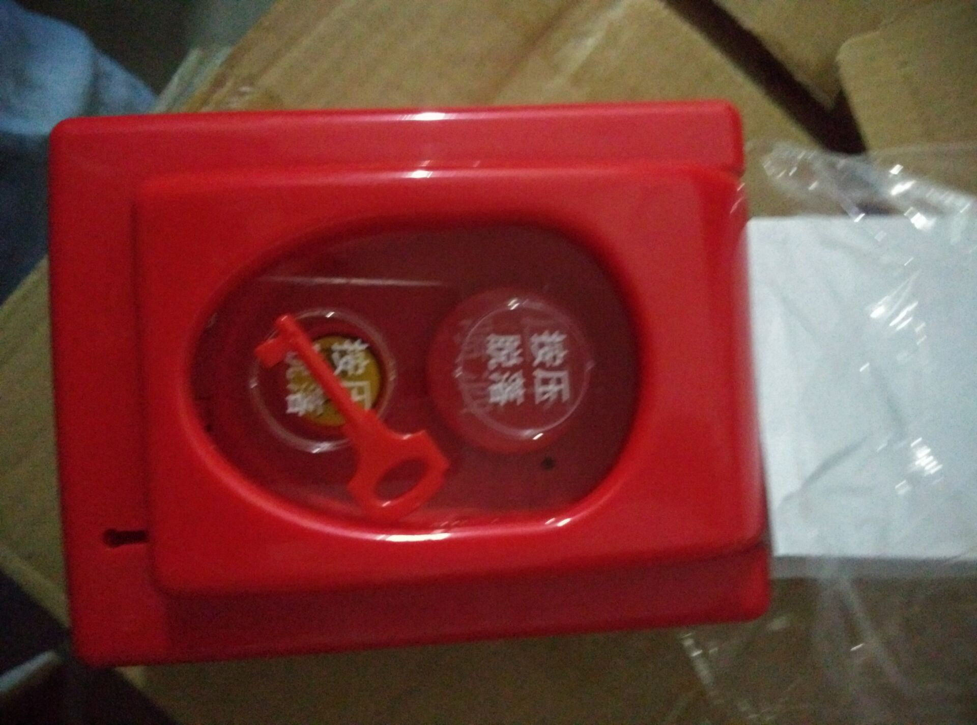 <em style='color:red'>气体</em>灭火<em style='color:red'>手动控制盒</em>图片