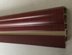 <em style='color:red'>踢腳線</em>圖片