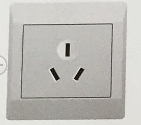 <em style='color:red'>16A250V</em><em style='color:red'>三极插座</em>图片