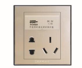 五孔带双USB<em style='color:red'>插座</em>图片