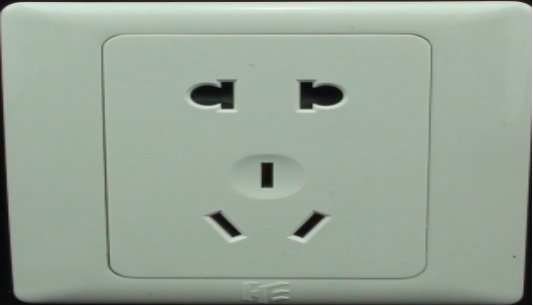 <em style='color:red'>五孔</em><em style='color:red'>开关</em>图片