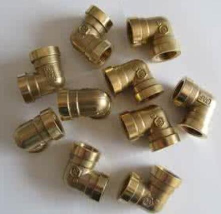 <em style='color:red'>铜制</em><em style='color:red'>弯头</em>图片