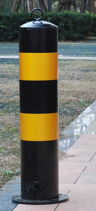 <em style='color:red'>活动</em><em style='color:red'>隔离柱</em>图片