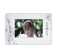 <em style='color:red'>7</em>寸<em style='color:red'>彩色</em><em style='color:red'>室内分机</em>图片