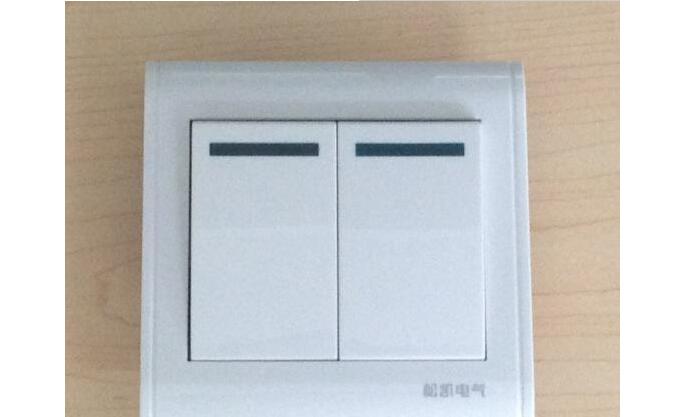 二位<em style='color:red'>双路</em><em style='color:red'>大跷板多控开关</em>图片