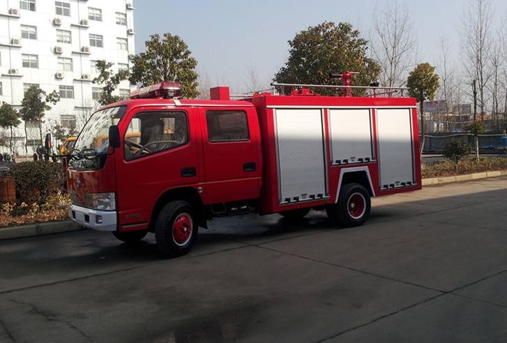 <em style='color:red'>消防水炮车</em>图片