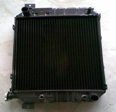 <em style='color:red'>散热水箱</em>图片