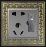 <em style='color:red'>双USB</em><em style='color:red'>带二三极插座</em>图片