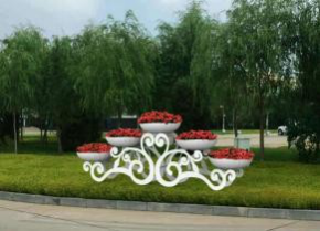 <em style='color:red'>立体</em><em style='color:red'>花架</em>图片