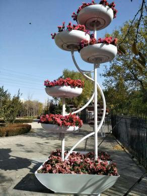 <em style='color:red'>立体</em><em style='color:red'>花架</em>图片