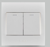 <em style='color:red'>二位</em><em style='color:red'>双控开关</em>图片