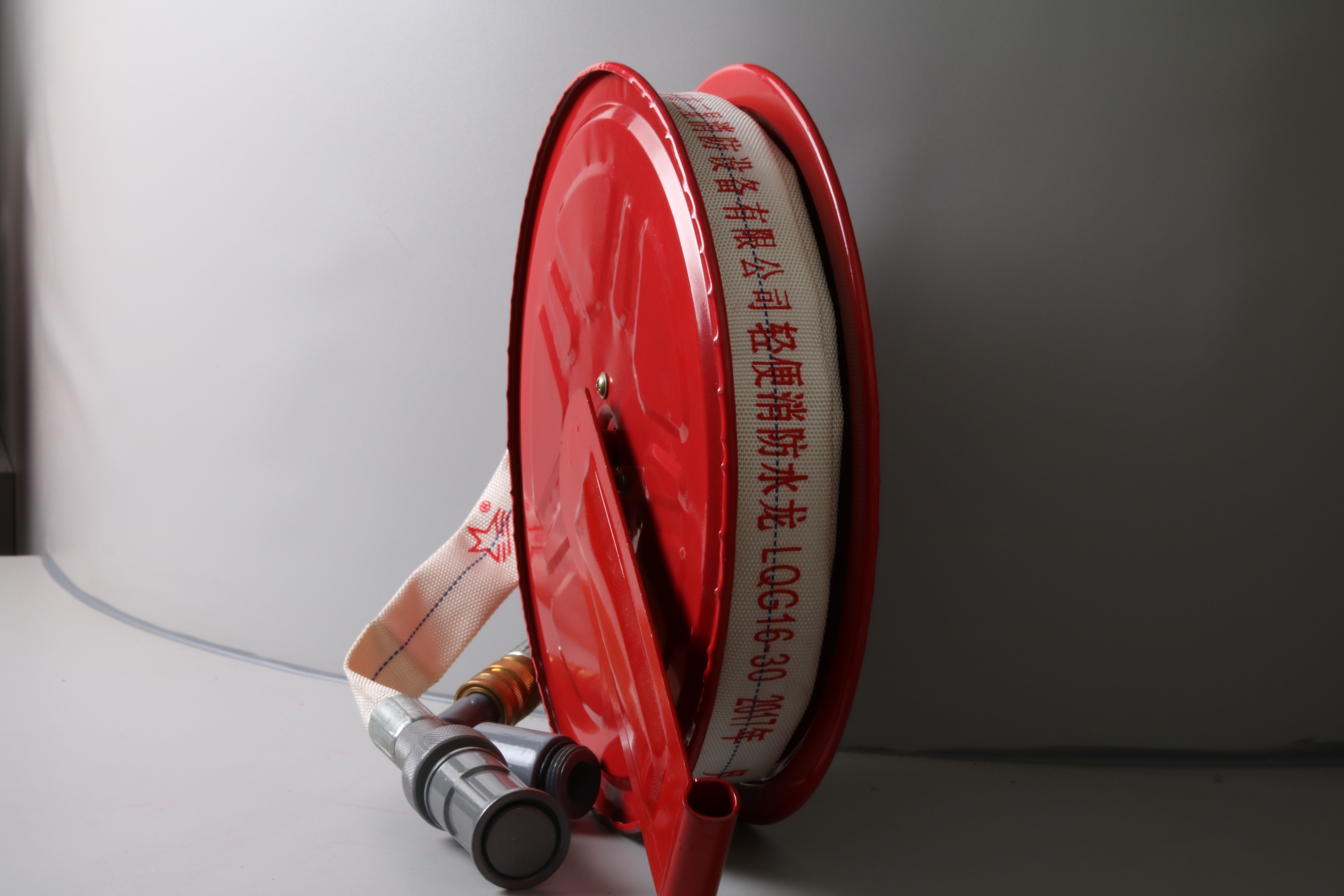 <em style='color:red'>轻便</em><em style='color:red'>水龙</em>图片