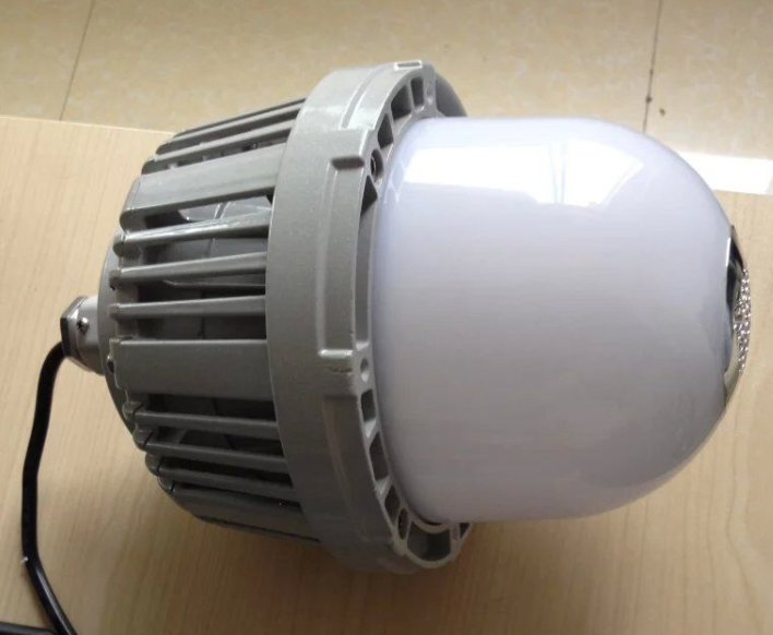 LED<em style='color:red'>防爆</em><em style='color:red'>三防灯</em>图片