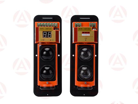 <em style='color:red'>室外</em><em style='color:red'>双光束</em><em style='color:red'>主动</em><em style='color:red'>红外探测器</em>(<em style='color:red'>LED</em><em style='color:red'>大屏</em><em style='color:red'>数码</em><em style='color:red'>版</em>)图片