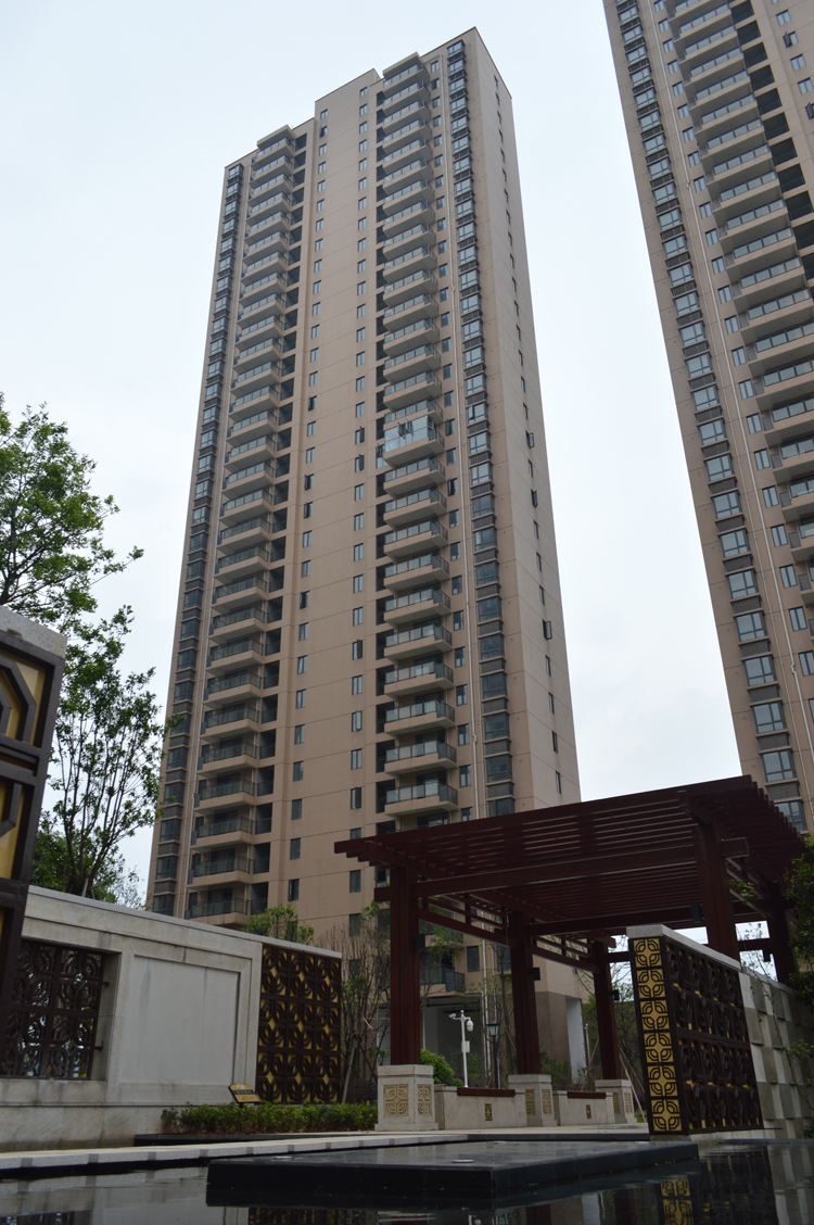 邢台市华悦城项目位置与邢台市桥西区华悦城住宅区,小区环境优美,对