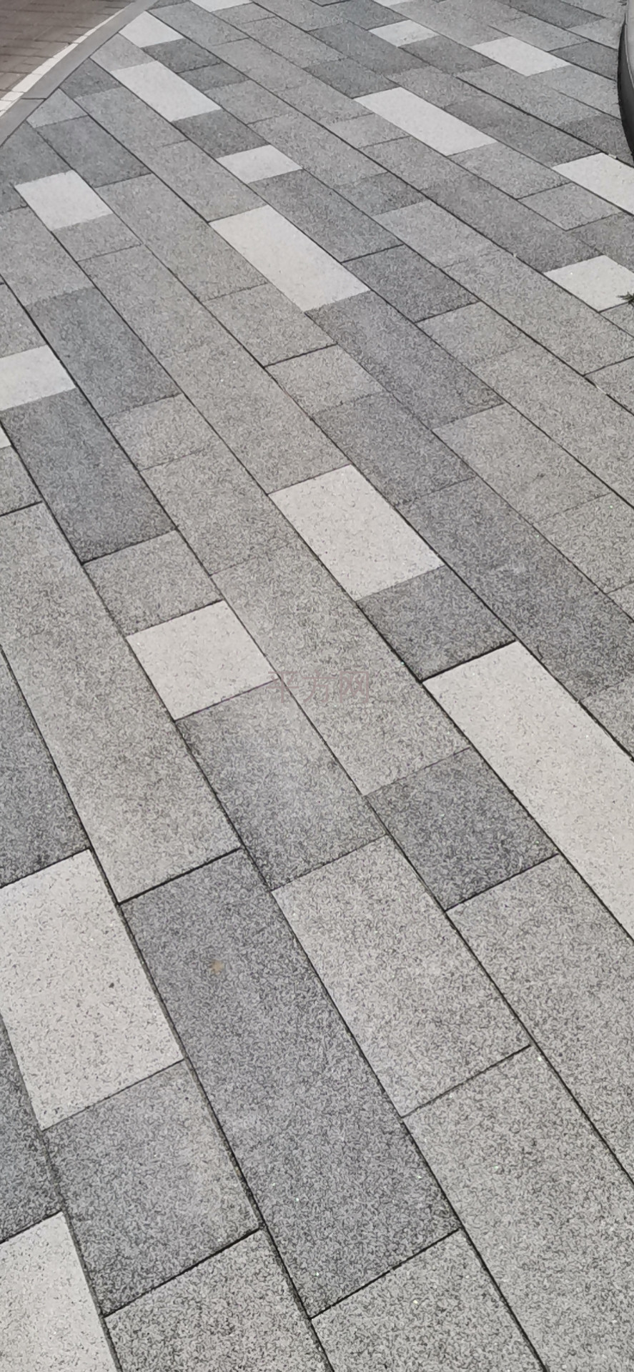 缝隙透水砖品种:透水砖;颜色:定制;产品代码:缝隙透水砖70;产品说明